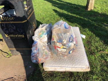 Your local Conservatives, Robin Carter and Craig Skinner, recently organised a litter pick along Windmill Avenue.